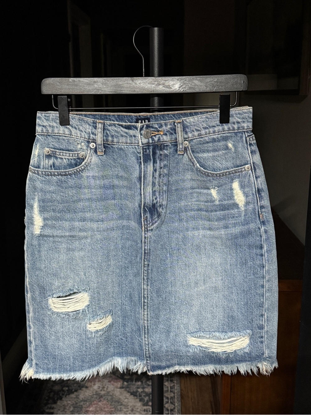 {GAP} Blue Distressed Knee Length Frayed Hem Denim Skirt WSK37